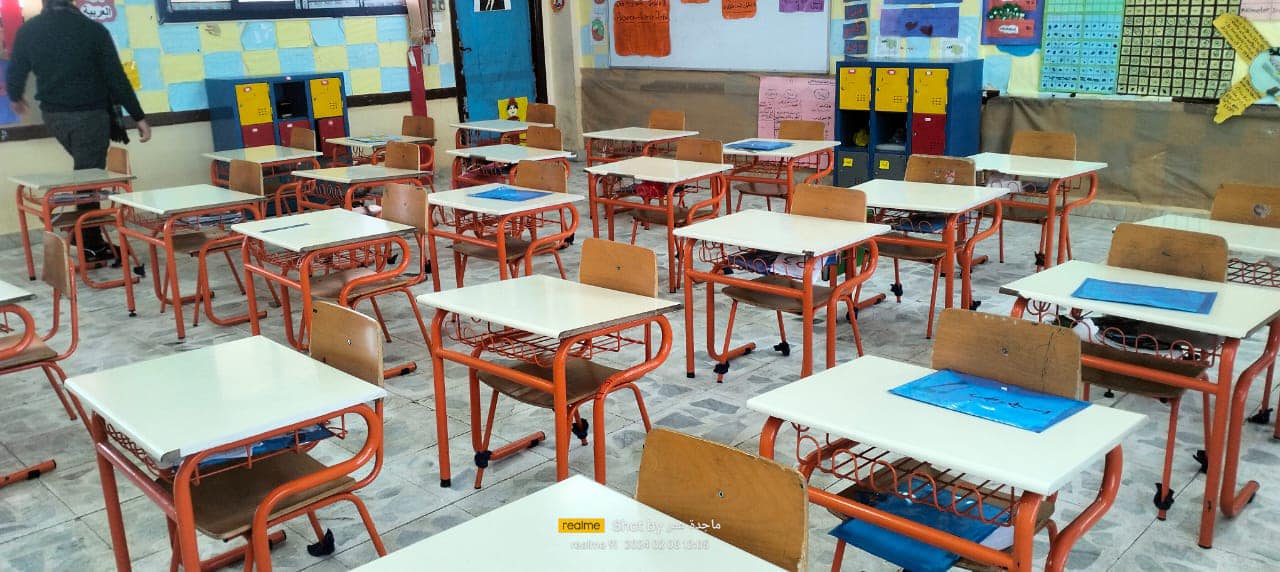 حجرة دراسة بالمدرسة اليابانية حجرة دراسة بالمدرسة اليابانية