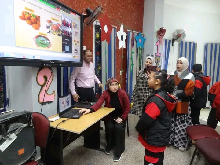 تعدد طرق التعليم بالمدرسة تعدد طرق التعليم بالمدرسة