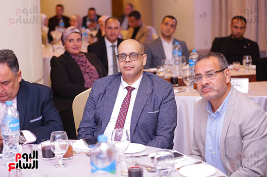 الصحفي أكرم القصاص رئيس مجلس إدارة اليوم السابع والصحفي جابر القرموطي الصحفي أكرم القصاص رئيس مجلس إدارة اليوم السابع والصحفي جابر القرموطي