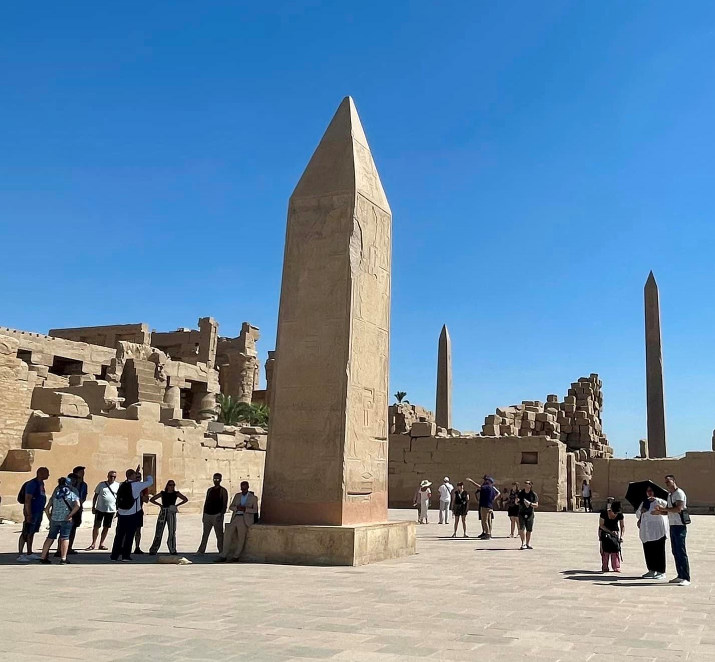 جولات سياحية داخل الكرنك جولات سياحية داخل الكرنك