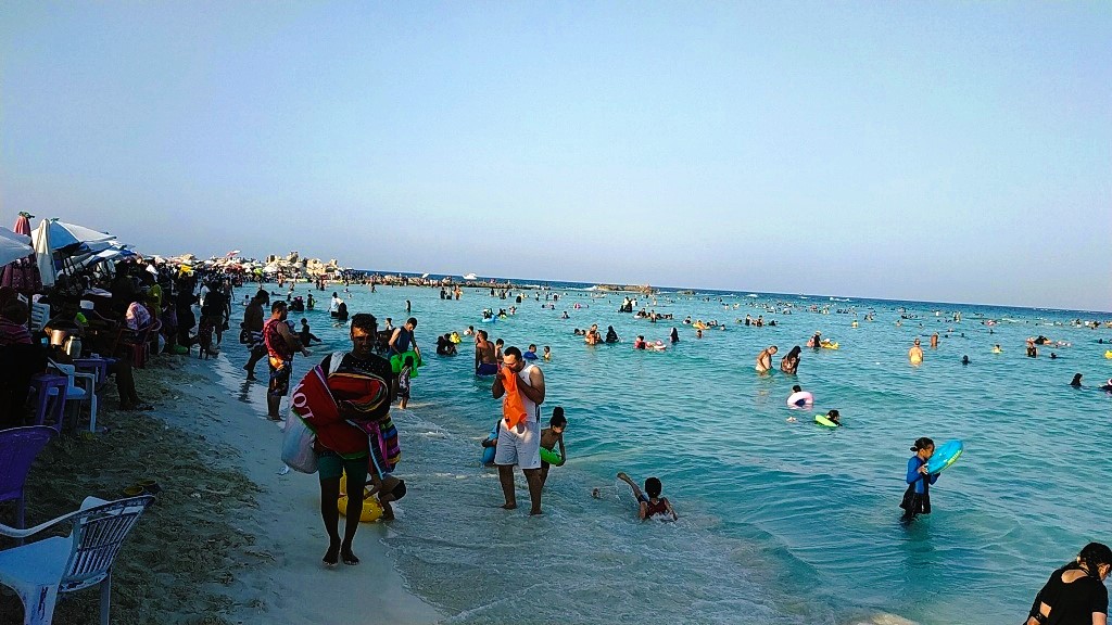 شاطئ الحب في مرسى مطروح شاطئ الحب في مرسى مطروح