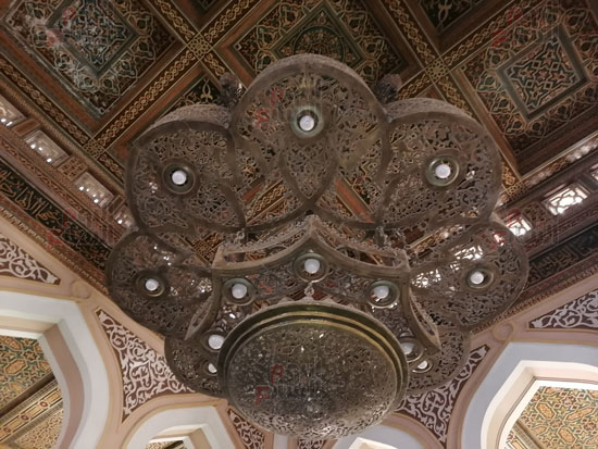 مسجد متوسط و نقوش اسلامية قديمة مسجد متوسط و نقوش اسلامية قديمة
