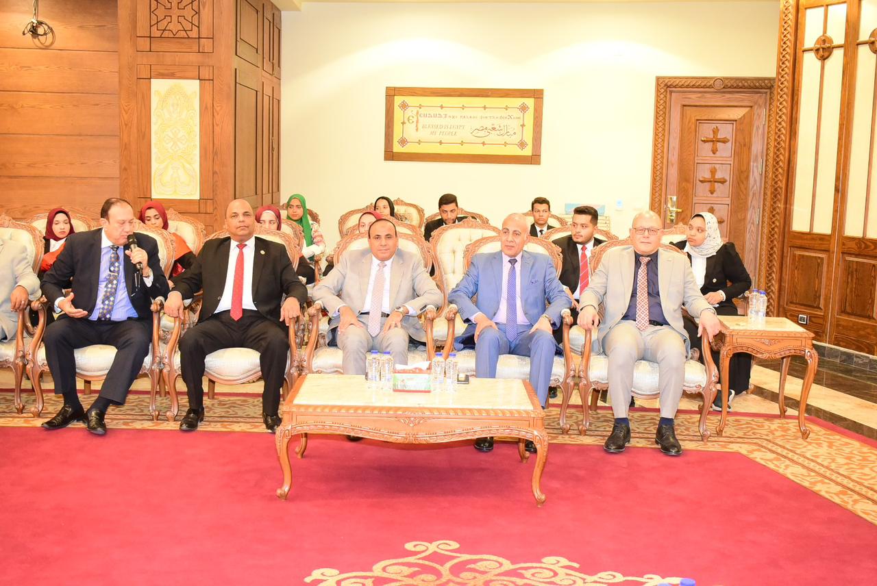 رئيس الجامعة ونائبيه رئيس الجامعة ونائبيه