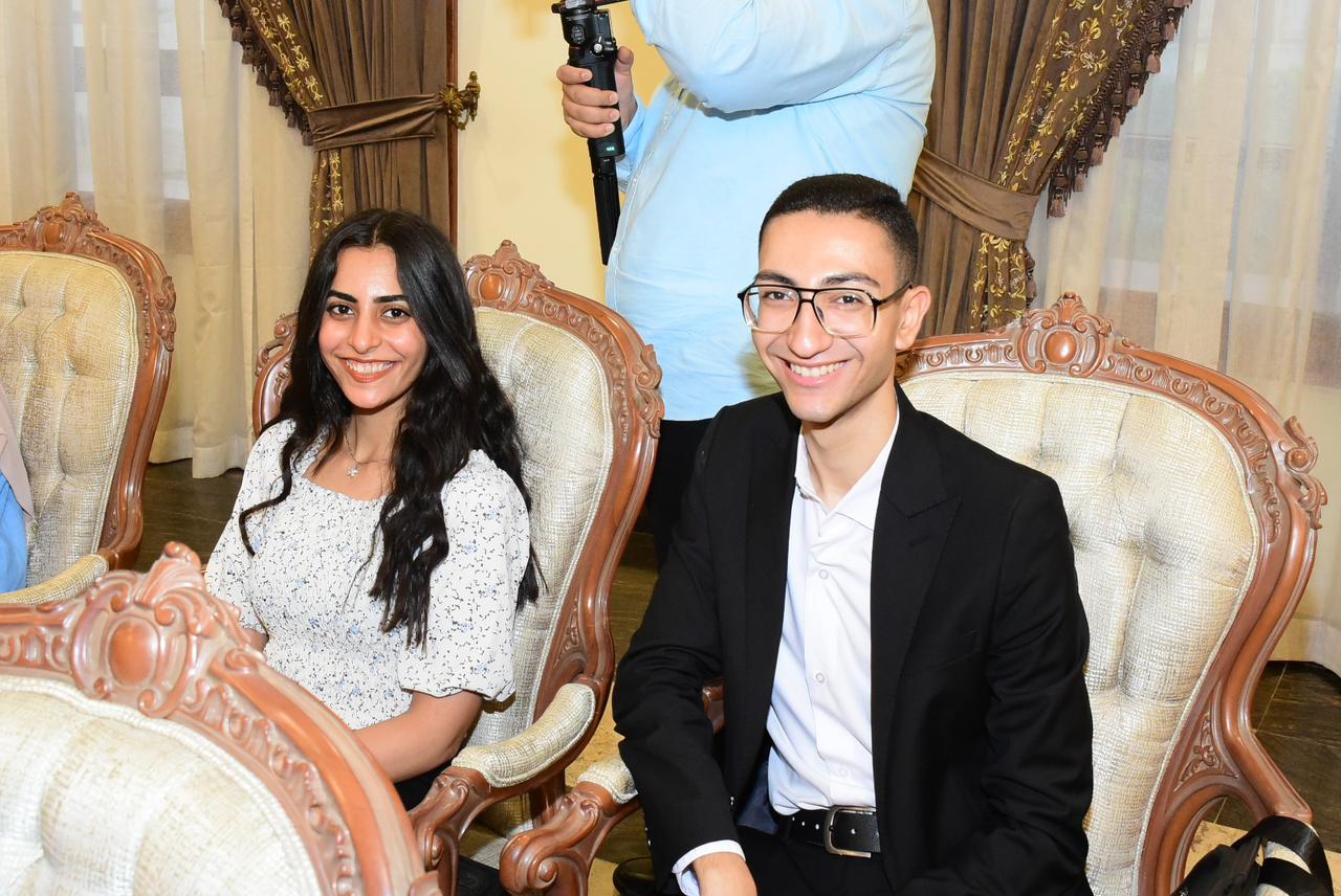 الطلاب المشاركين الطلاب المشاركين