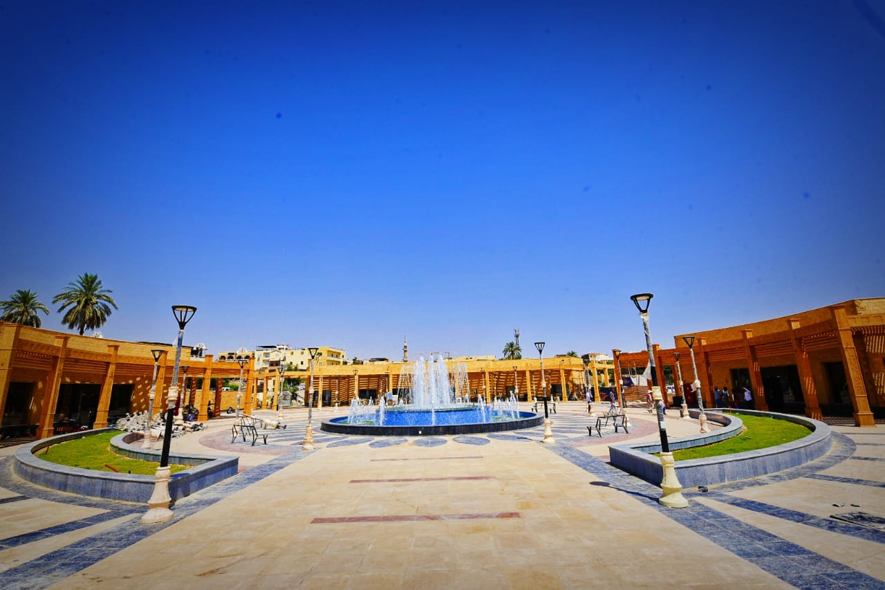 نافورة مميزة داخل كورنيش النيل بالضفة الغربية نافورة مميزة داخل كورنيش النيل بالضفة الغربية