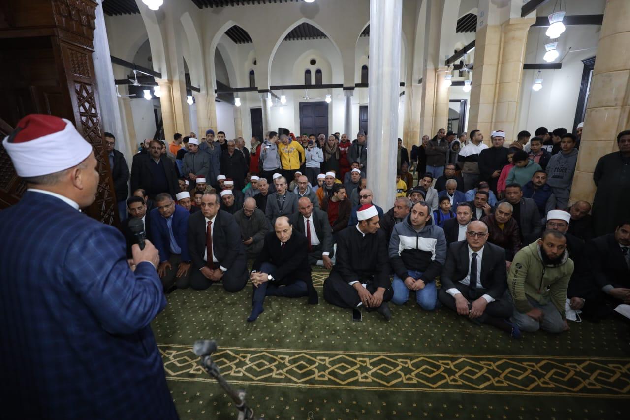 وكيل وزارة الأوقاف خلال الإفتتاح وكيل وزارة الأوقاف خلال الإفتتاح
