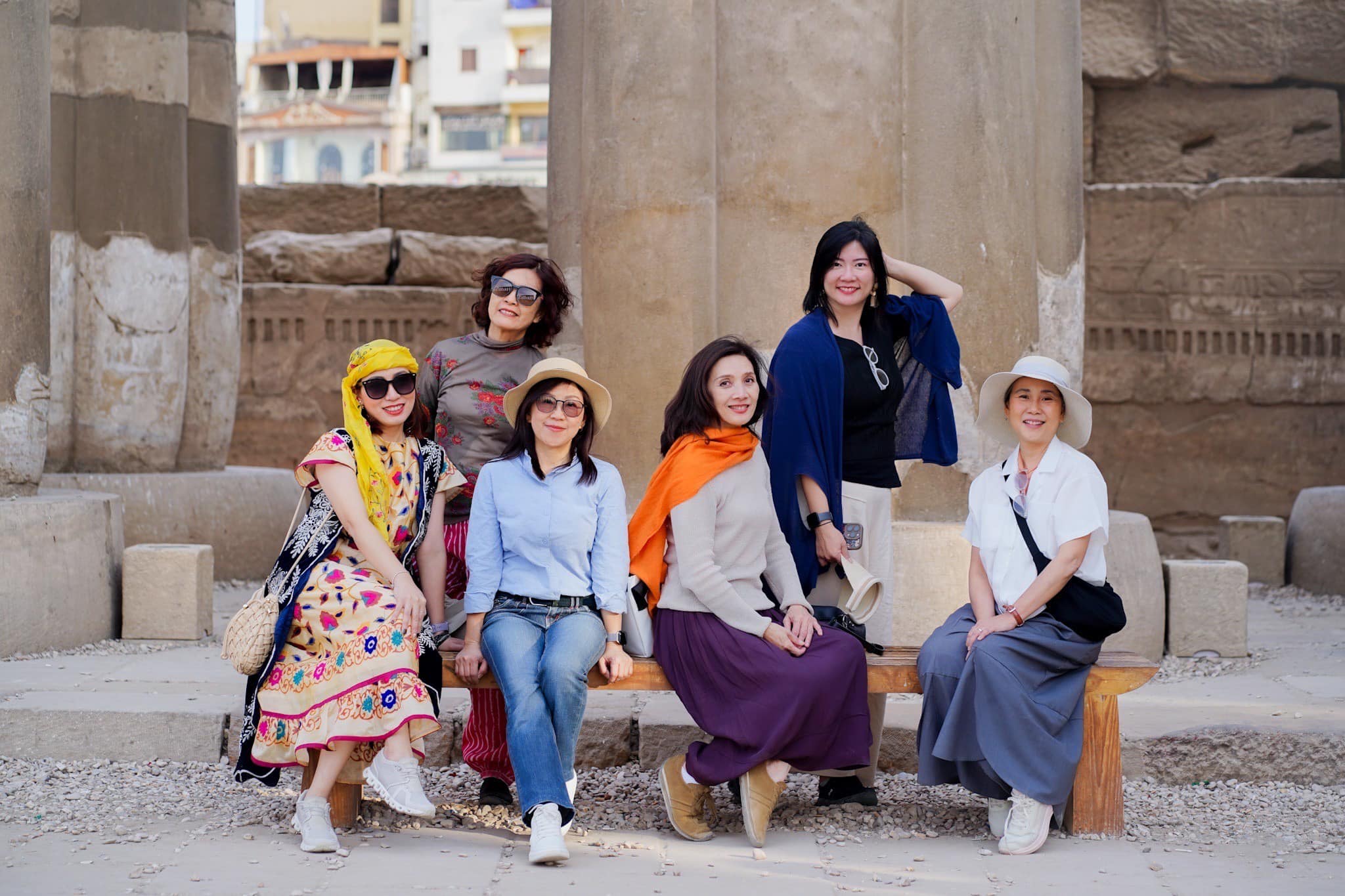 فرحة السياح العالميين من خلال زيارة معبد الكمور على كورنيش النيل فرحة السياح العالميين من خلال زيارة معبد الكمور على كورنيش النيل