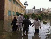 بالصور.. مياه الأمطار تغرق مستشفى المعمورة للأمراض النفسية بالإسكندرية