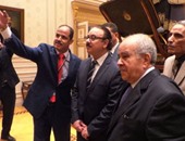 وزير الاتصالات يهنئ النواب الجدد بعضوية البرلمان