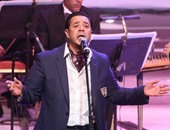 مدحت صالح يشدو بـ quotميدلىquot لأغانى العندليب فى مهرجان الموسيقى العربية