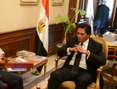 محافظ الإسكندرية يشهد توقيع بروتوكول قطار أبو قير المكهرب مع الجانب الصينى
