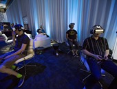 سامسونج تعرض سماعة الواقع الافتراضى  VR الجديدة فى هوليوود