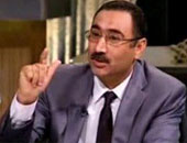 اخبار مستشار وزير التموين يتفاوض مع ممثلى أصحاب المخازن
