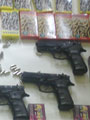 اخبار القبض على 3 أشخاص بحوزتهم 5 طبنجات و700 طلقة بالمعادى
