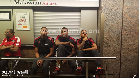 لاعبو أورلاندو فى انتظار الطائرة -اليوم السابع -10 -2015 لاعبو أورلاندو فى انتظار الطائرة -اليوم السابع -10 -2015