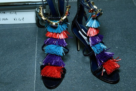 حذاء بالشراشيب متعددة الألوان من مجموعة ستيلا جين -اليوم السابع -10 -2015