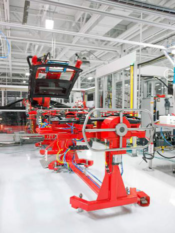 	روبوتات متطورة لصناعة السيارات  -اليوم السابع -10 -2015