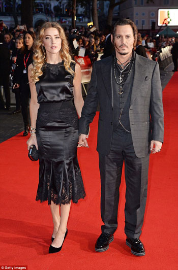 جونى ديب برفقة زوجته فى العرض الخاص لـ Black Mass فى مهرجان BFI Film -اليوم السابع -10 -2015