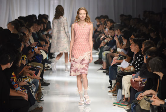 درجات من الألوان الراقية  -اليوم السابع -10 -2015