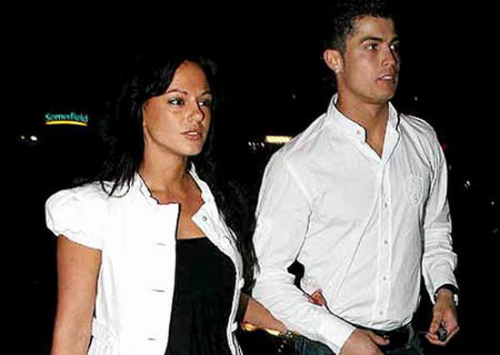 ناريدا جاليردو صديقة رونالدو عام 2008  -اليوم السابع -10 -2015