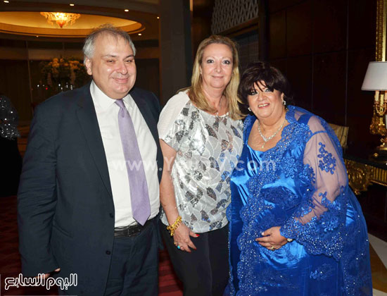 زوجة هشام زعزوع وزير السياحة مع سفير إيطاليا وحرمه -اليوم السابع -10 -2015