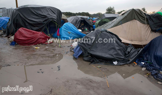 غرق خيم المهاجرين فى مياه الامطار  -اليوم السابع -10 -2015