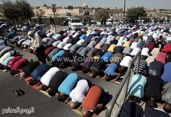 منع آلاف المصلين من دخول المسجد الأقصى والصلاة فيه  -اليوم السابع -10 -2015