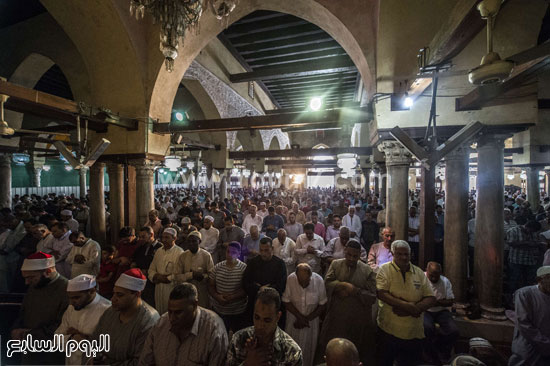 	إقامة الصلاة فى جامع الأزهر -اليوم السابع -10 -2015