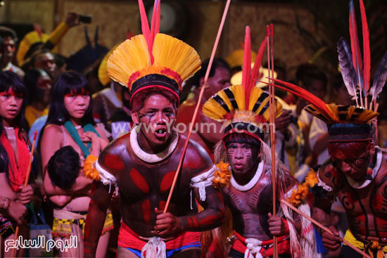 جانب آخر من رقصات القبائل للسكان الأصليين للبرازيل -اليوم السابع -10 -2015