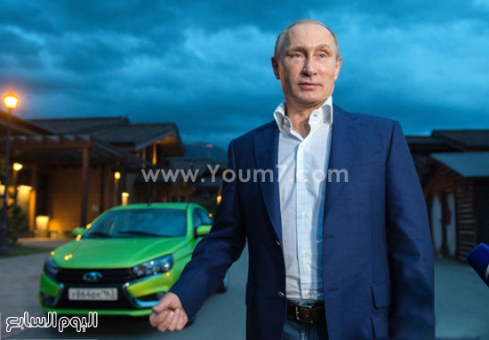 الرئيس بوتين يجرب سيارة لادا بنفسه  -اليوم السابع -10 -2015