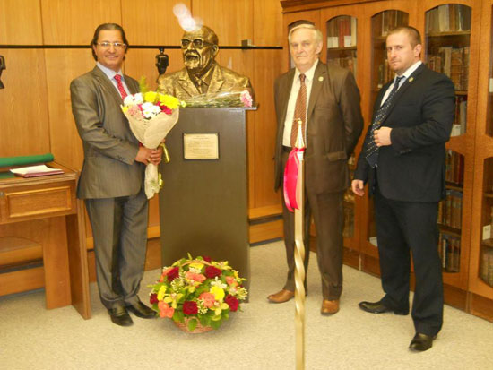 النحات المصرى وافتتاح تمثال بارانوف فى روسيا -اليوم السابع -10 -2015