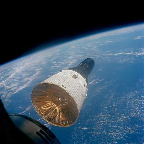 مجموعة من رواد الفضاء عام 1967 قبل مهمة أبولو 1 -اليوم السابع -10 -2015