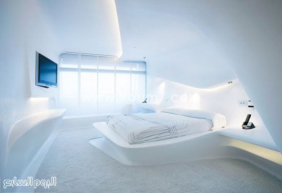 غرفة بفندق فى مدريد ابتكرتها المصممة Zaha Hadid  -اليوم السابع -10 -2015