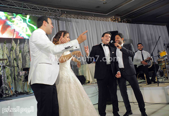 دويتو العروسان مع حماقى -اليوم السابع -10 -2015