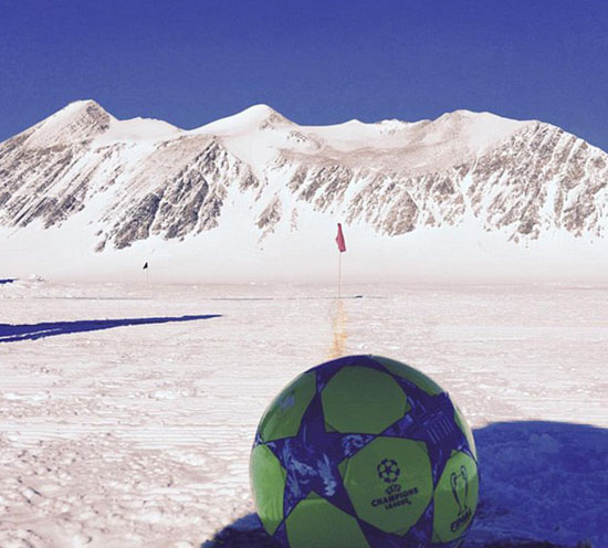  بيكهام يلعب الكرة فى أنتاركتيكا  -اليوم السابع -11 -2015