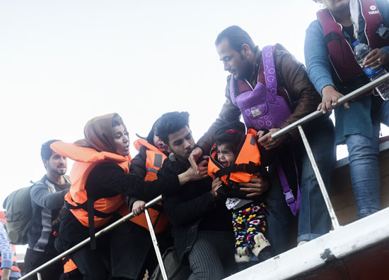 إغلاق الحدود سيؤدى إلى تفاقم معاناة اللاجئين -اليوم السابع -11 -2015