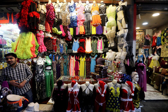 الملابس فى سوق الحميدية -اليوم السابع -11 -2015