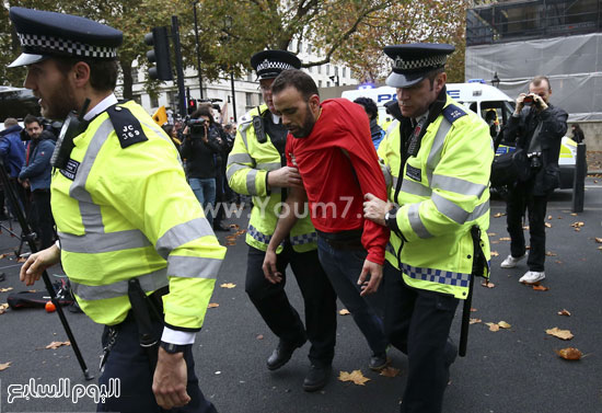 الشرطة البريطانية تلقى القبض على إخوانى آخر أثناء زيارة الرئيس السيسى -اليوم السابع -11 -2015