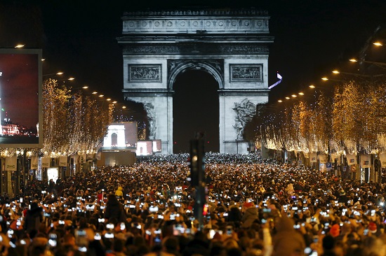 باريس تتحدى الأرهاب  -اليوم السابع -1 -2016