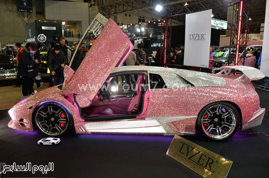 شركة LYZER  تعرض سيارتها التجريبية Lamborghini Murcielago والتى تم تغطيتها بالكريستال الوردي -اليوم السابع -1 -2016