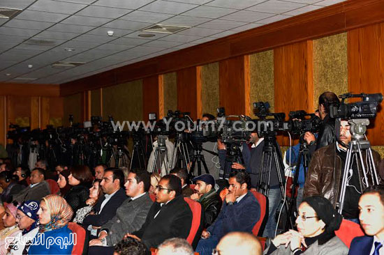 اليوم السابع -1 -2016