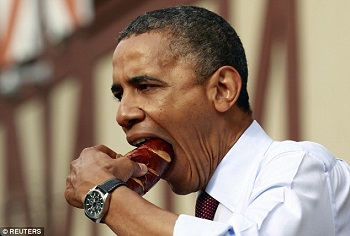 لحظة خاصة للرئيس أوباما أثناء تناول الطعام  -اليوم السابع -1 -2016