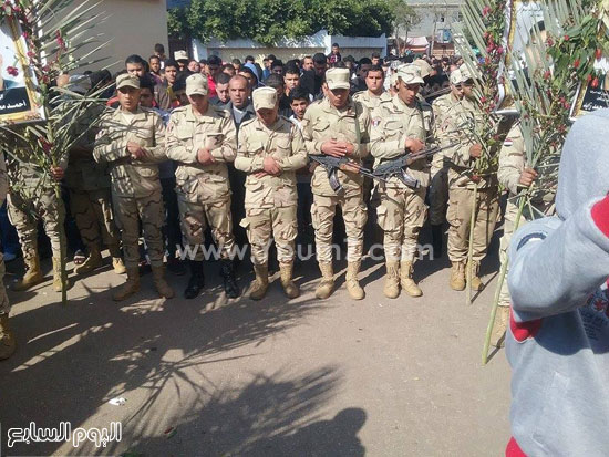 وصول جثمان شهيد الدقهلية (2)