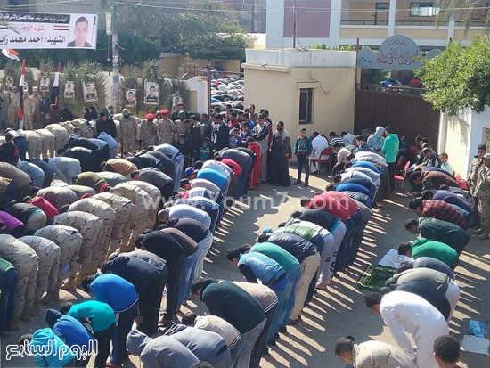 وصول جثمان شهيد الدقهلية (4)