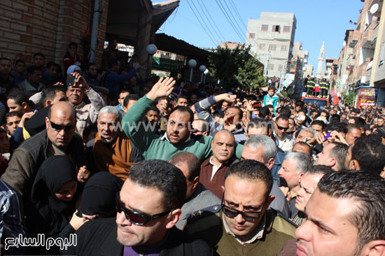 وصول جثمان شهيد الدقهلية (13)