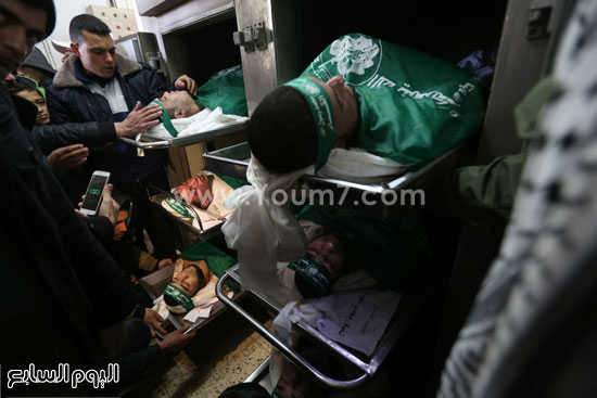 جثامين 7 قتلى من حماس فى غزة (12)