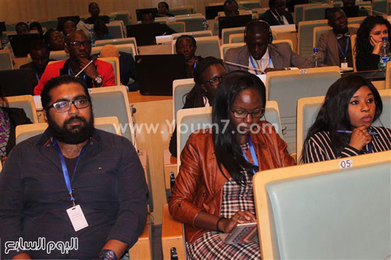 المشاركين فى الجلسات التحضيرية لحوار الأجيال مع القادة الأفارقة (9)