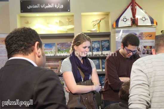 1 (11)محمد مختار جمعة  معرض الكتاب  وزير الاوقاف   مجانية  كتب الوسطية   لنشر الوسطية الوسطية والاعتدال