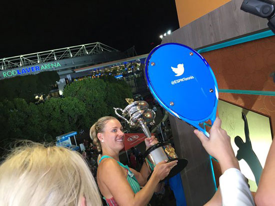 انجيليك كيربر تحصد لقب بطولة استراليا المفتوحة  (10)