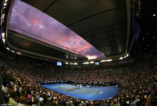 سيرينا ويليامز  بايرن ميونيخ   بطولة استراليا المفتوحة للتنس  انجيليك كيربر  نهائى بطولة استراليا (2)